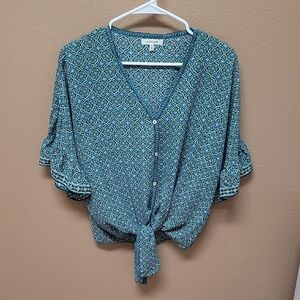 Max Studio Green And Blue Tie Front Ruffled Sleeve Blouse 💚💙